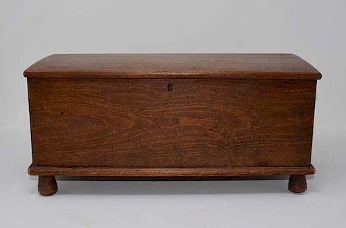 MINIATURE WOODEN BLANKET