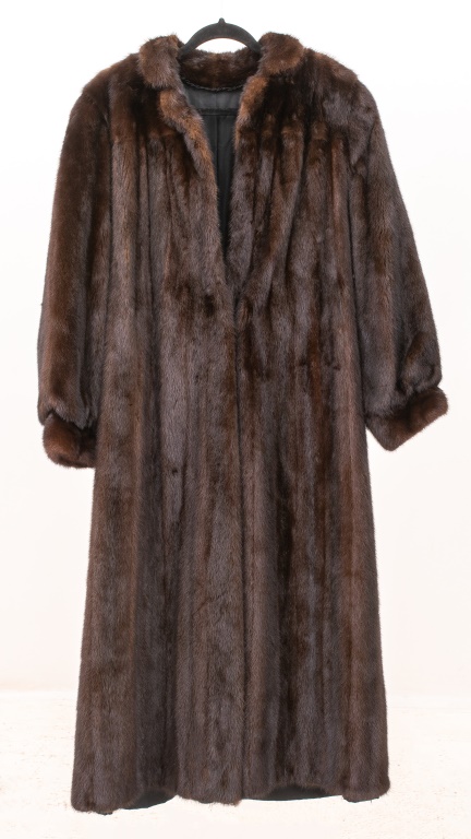 MINK FULL-LENGTH COAT Mink