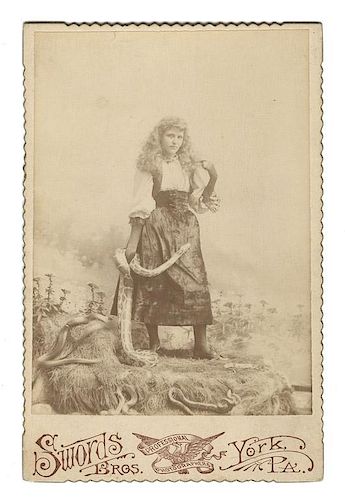 MINNIE DEIGLE, FEMALE SNAKE CHARMER