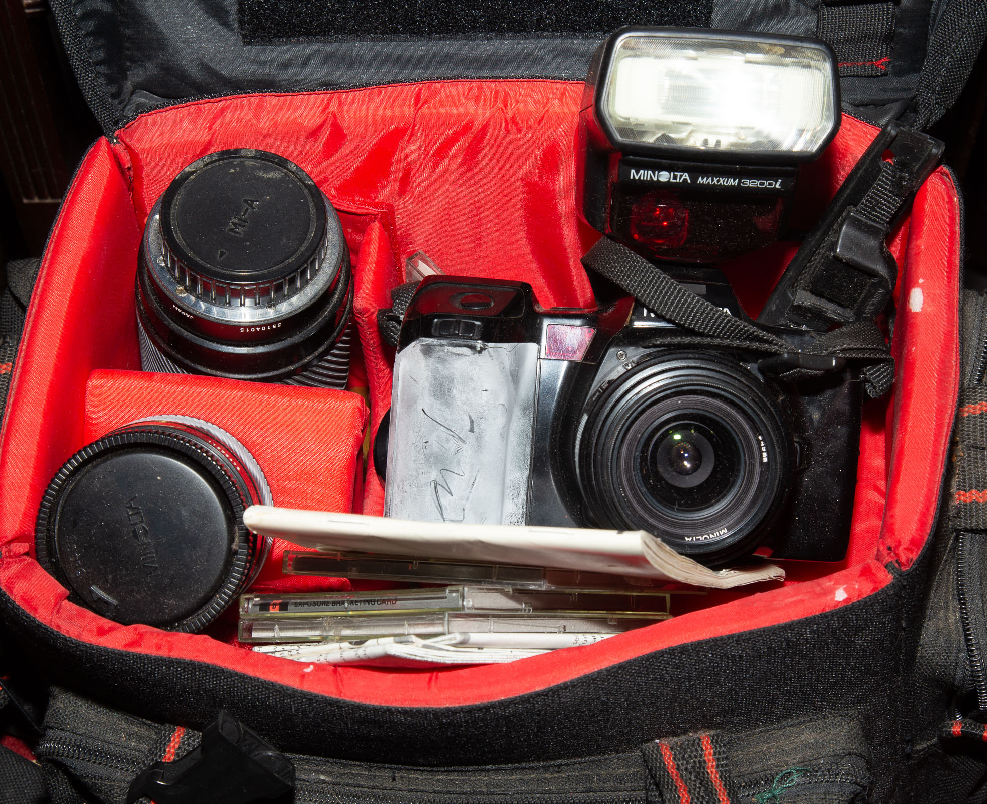 MINOLTA 7000I SLR CAMERA;