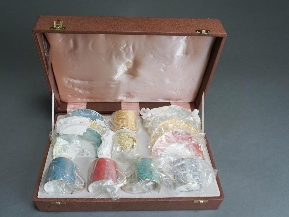 MINTON 12-PIECE SET OF PORCELAIN