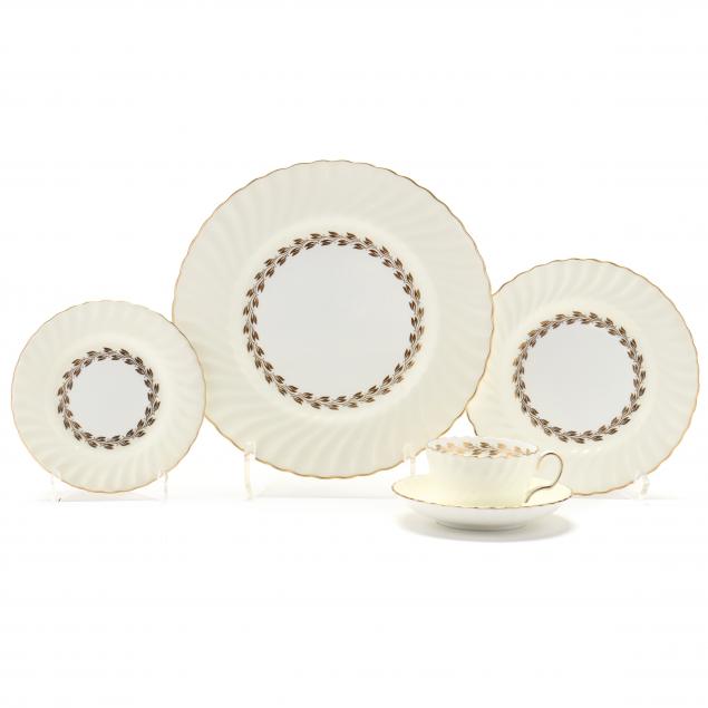 MINTON, (68) PIECES OF GOLD CHEVIOT