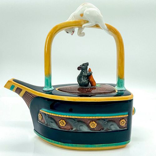 MINTON MAJOLICA TEAPOT, CAT AND