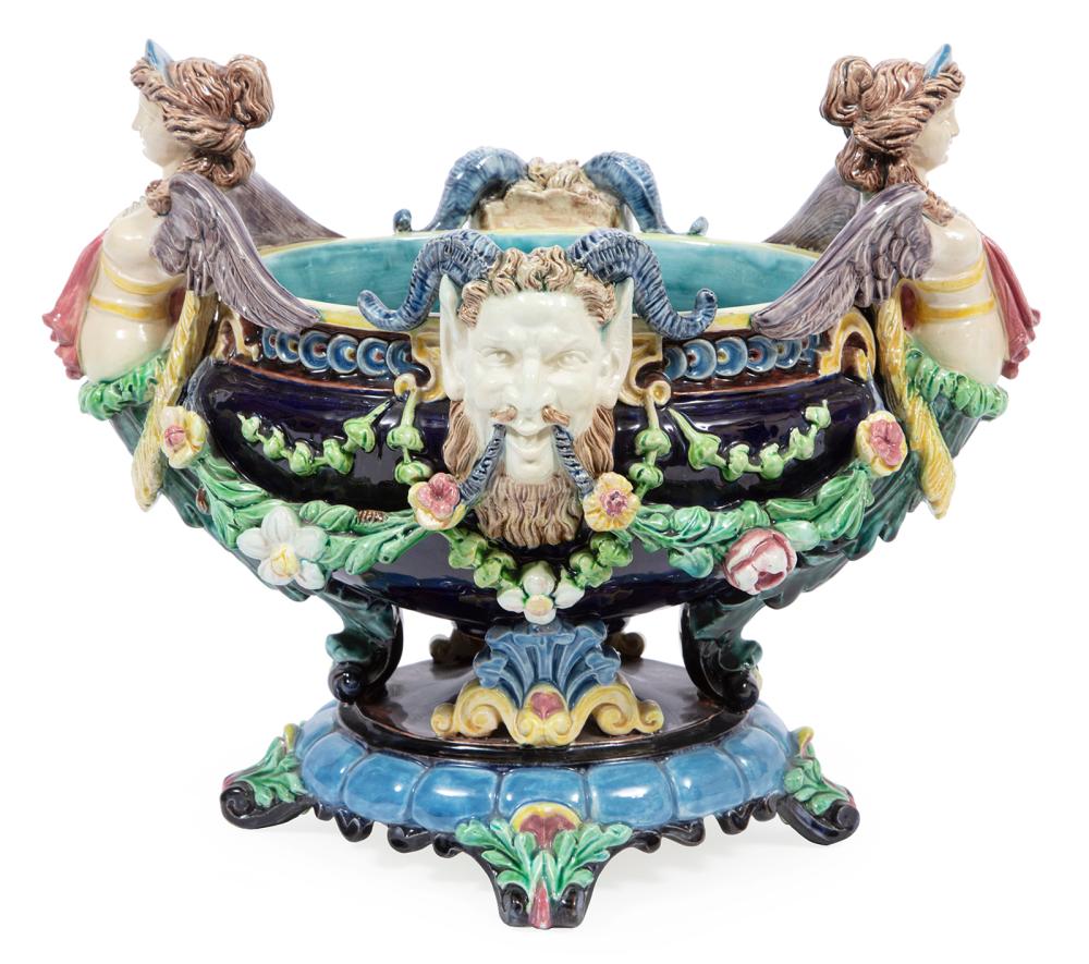 MINTON-STYLE MAJOLICA CENTER