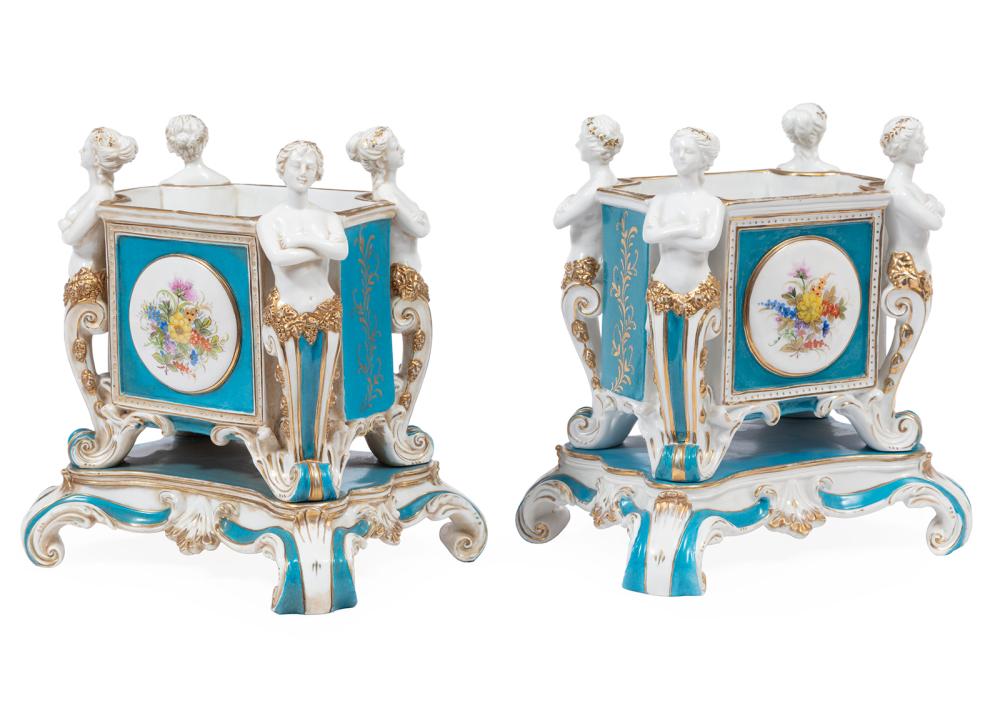 MINTON-STYLE PORCELAIN