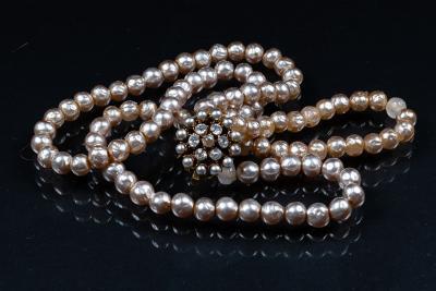 Miriam Haskell, a double strand