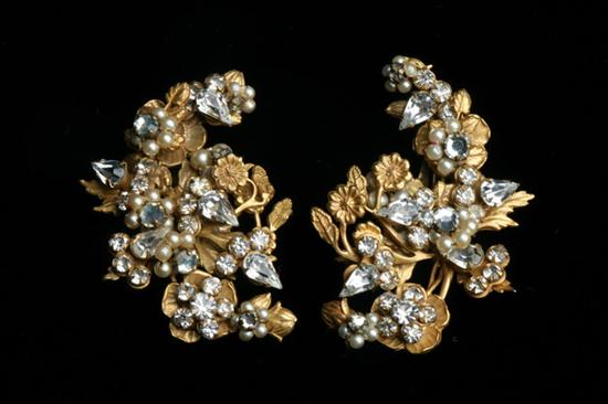 MIRIAM HASKELL FLORAL EAR CLIMBER