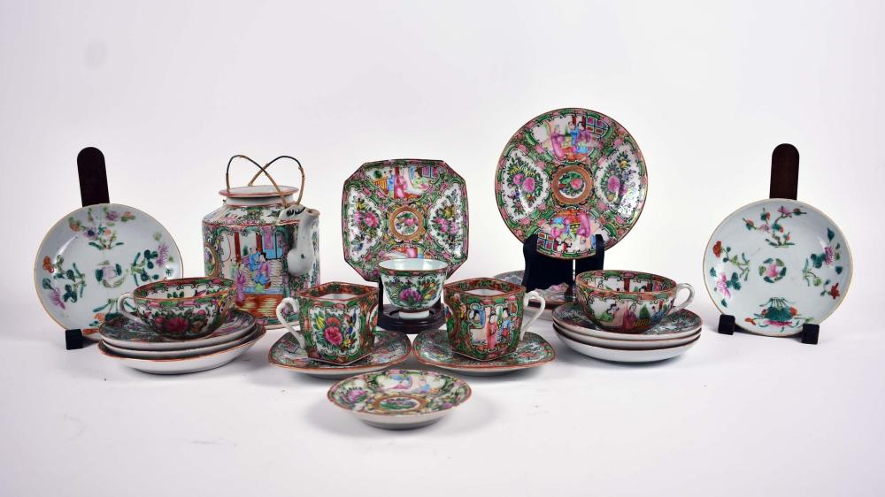 MISC. CHINESE-EXPORT ROSE MEDALLION