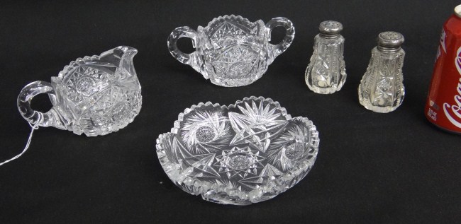Misc. glass lot including pair
