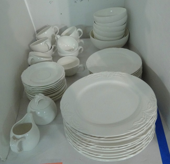 Misc. lot Villeroy and Boch china.