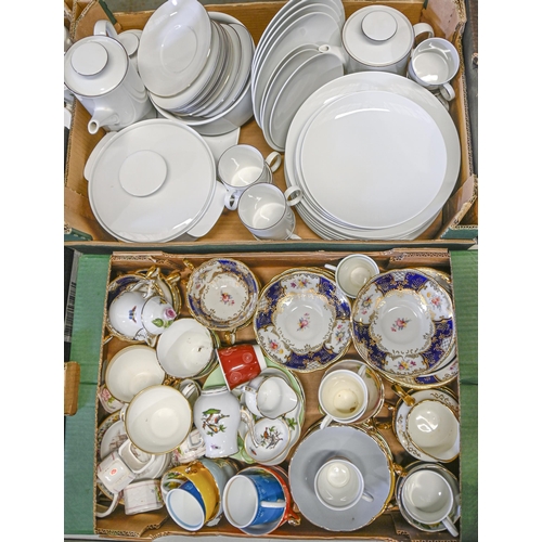 Miscellaneous ceramics, including a
