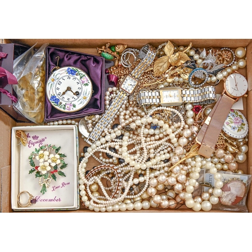 Miscellaneous costume jewellery and
