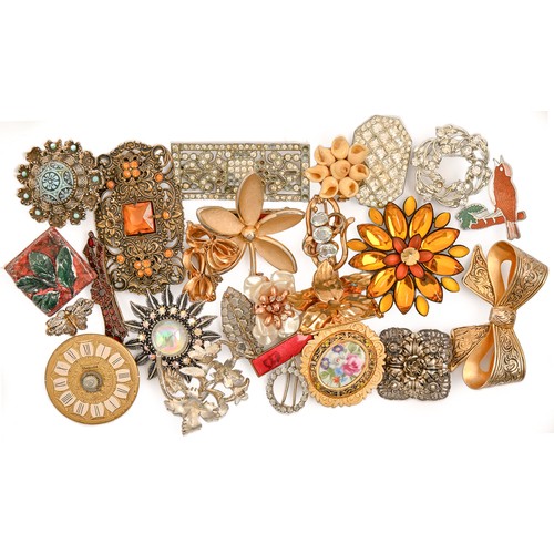Miscellaneous costume jewellery,