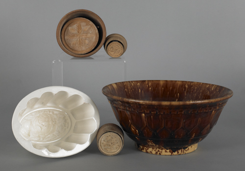 Miscellaneous country wares to