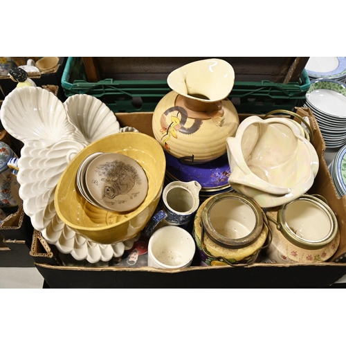 Miscellaneous decorative ceramics