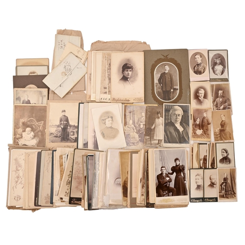 Miscellaneous Victorian cartes de