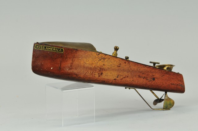 ''MISS AMERICA'' WOODEN SPEED