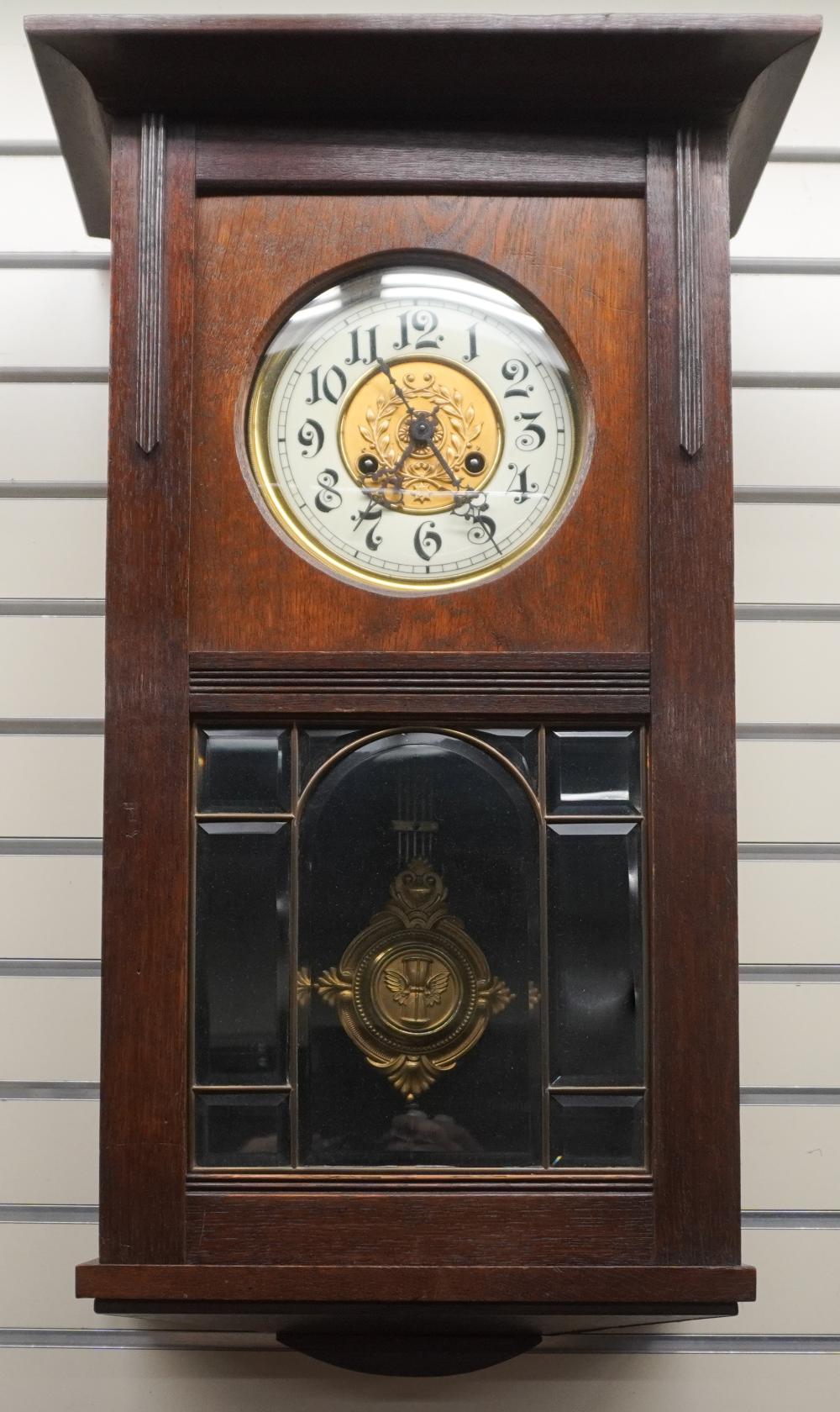 MISSION STYLE OAK CASE REGULATOR