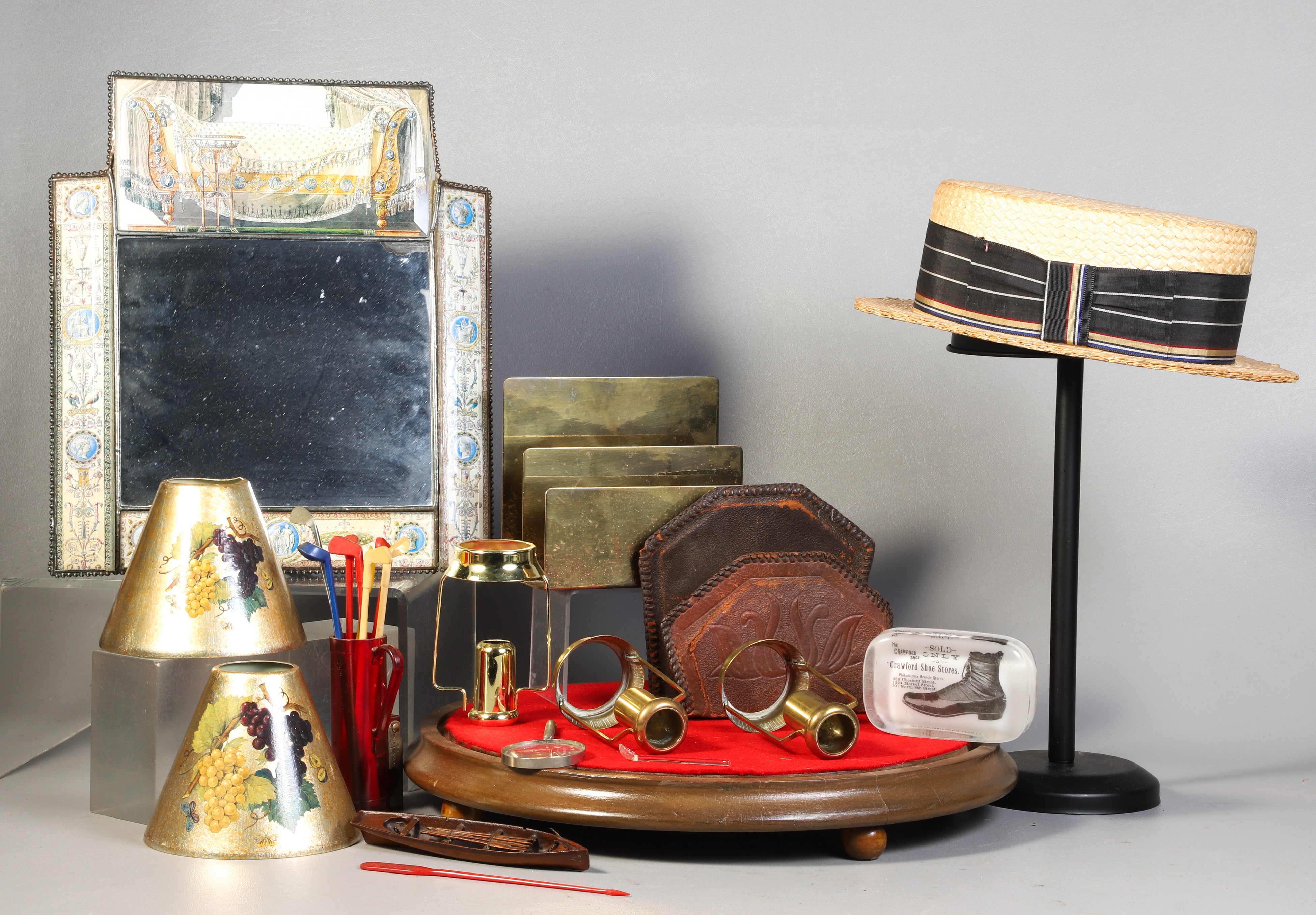 Mixed lot, c/o dresser mirror