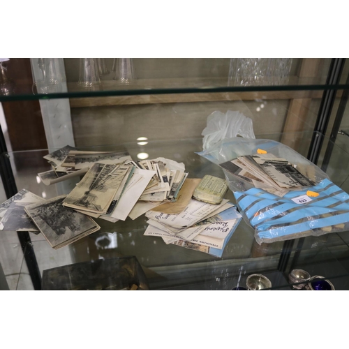Mixed lot of French items to