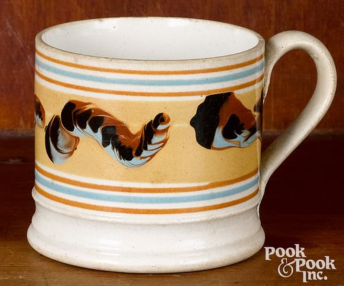 MOCHA MUG, WITH EARTHWORM