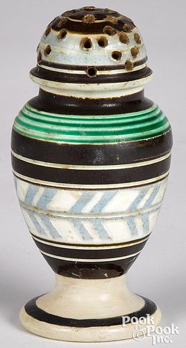 MOCHA PEPPERPOT WITH BLUE