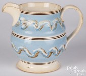 MOCHA PITCHER WITH EARTHWORM D