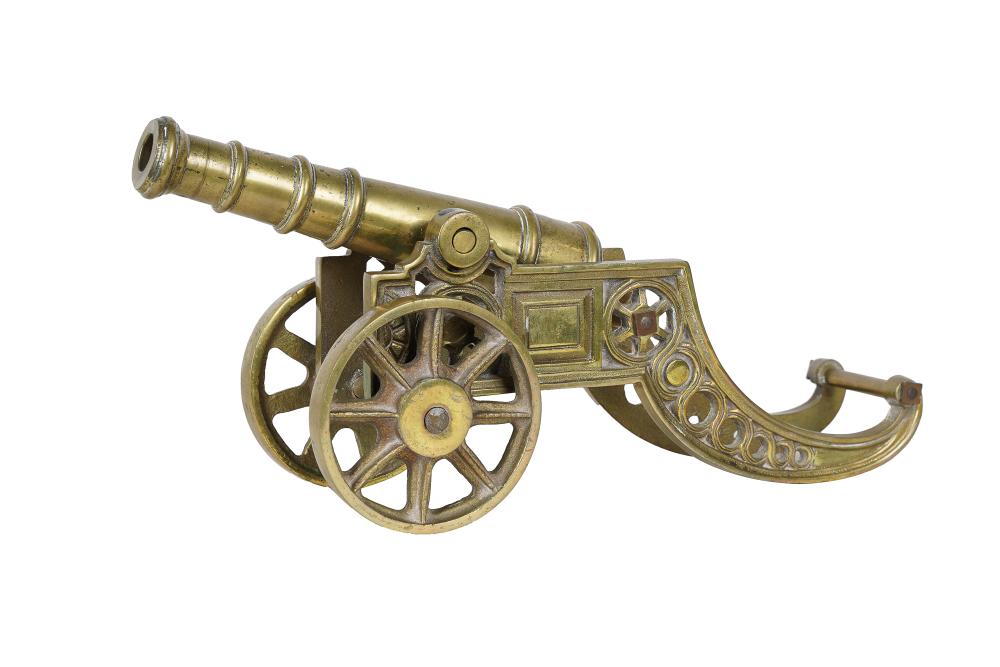 MODEL OF A CANNONwith hinged barrel