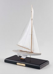 MODEL OF A STAR CLASS ONE-DESI