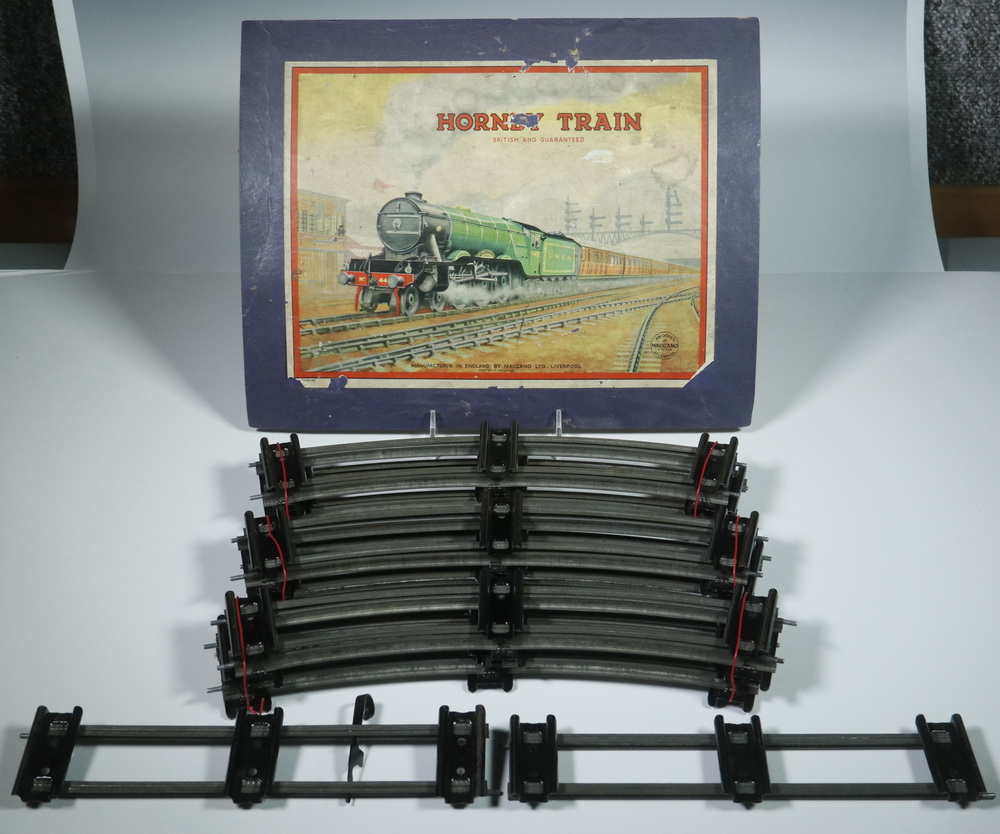 MODEL RAILROAD TRACKS Hornby