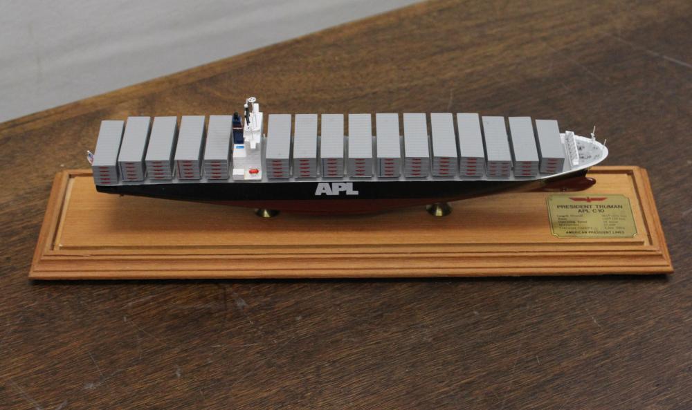 MODEL SHIP FROM THE "AMERICAN