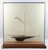 MODEL SHIP OF RACING YACHT 'RE