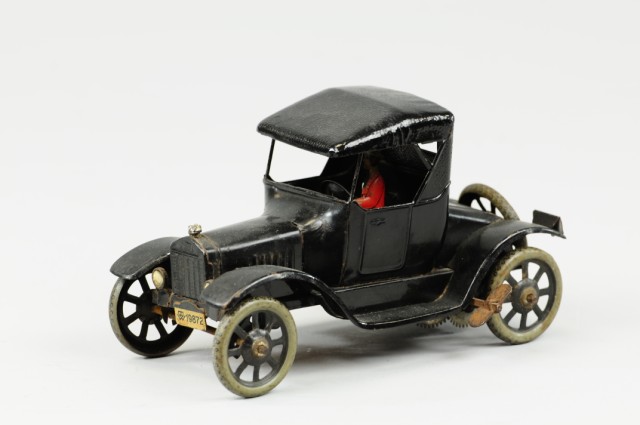 MODEL 'T' FORD ROADSTER Bing