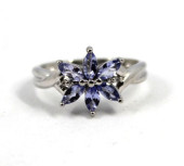 MODERN 10K WHITE GOLD AND TANZ
