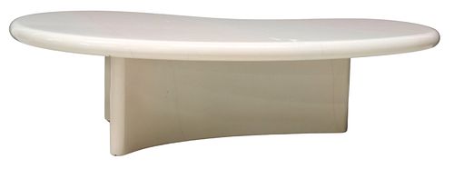 MODERN BEIGE LACQUERED SCULPTURAL