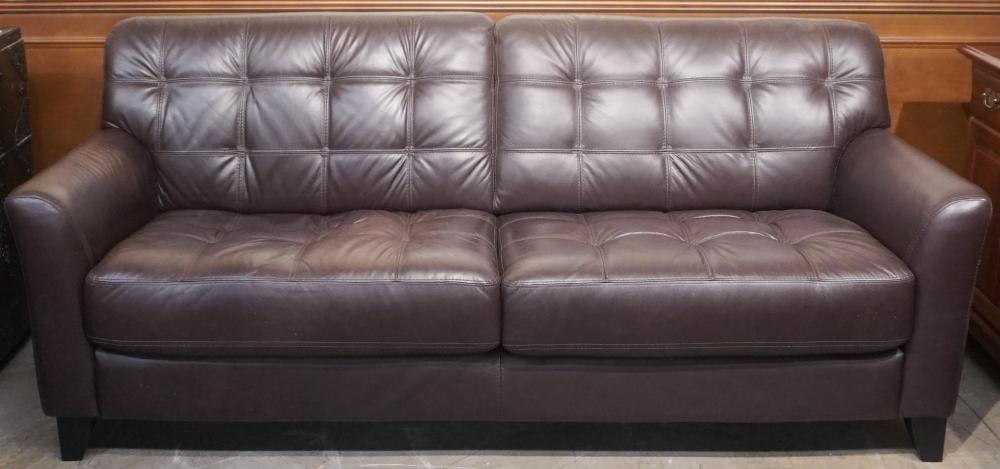 MODERN BROWN TUFTED VINYL