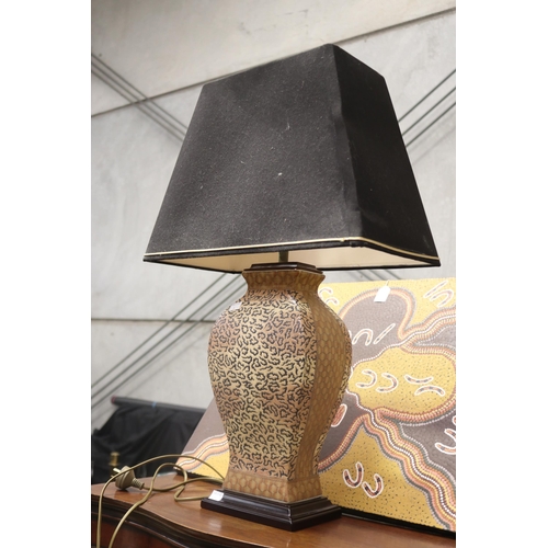 Modern ceramic lamp with black