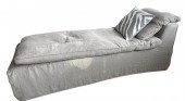 MODERN CHAISE LOUNGEUpholstere