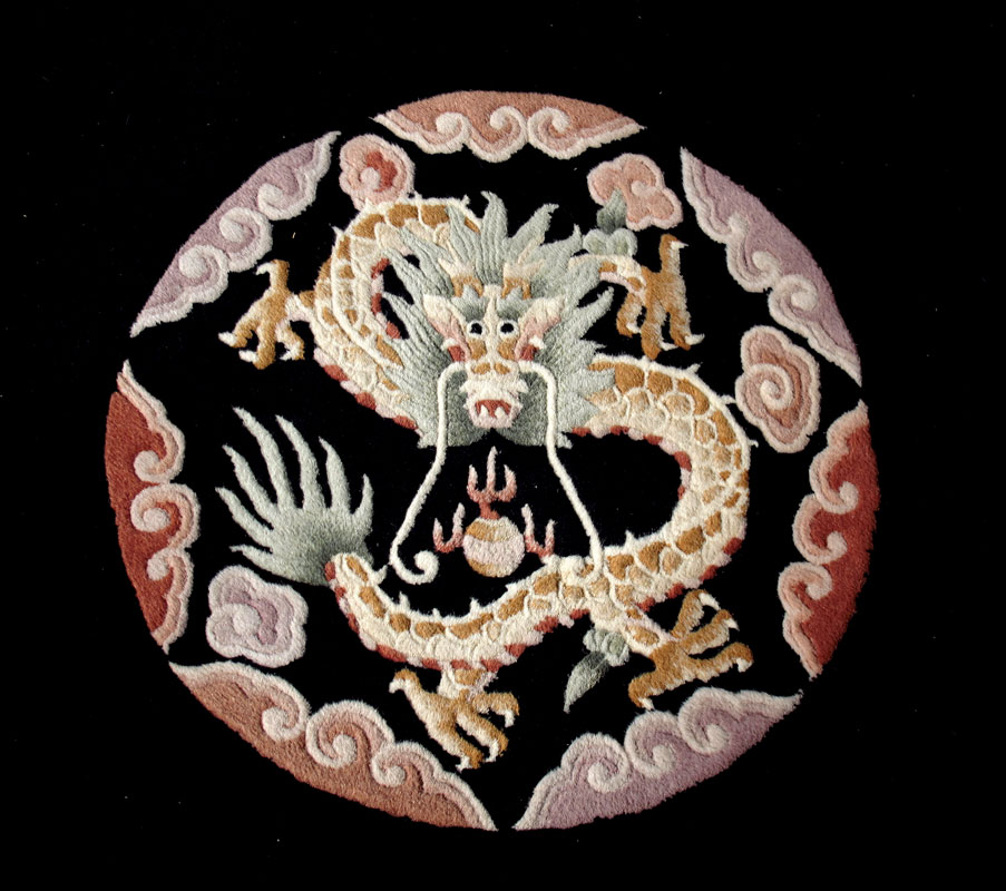 MODERN CHINESE HAND KNOTTED WOOL