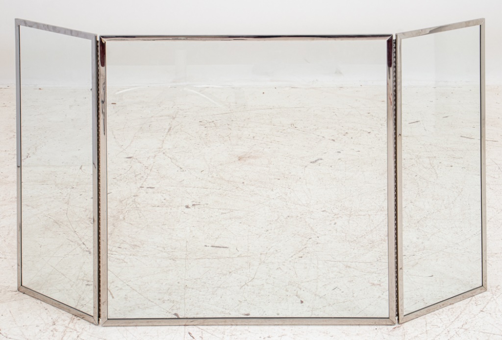 MODERN CHROMED METAL AND GLASS FIRE