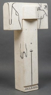 MODERN CONCRETE STYLIZED FIGUR