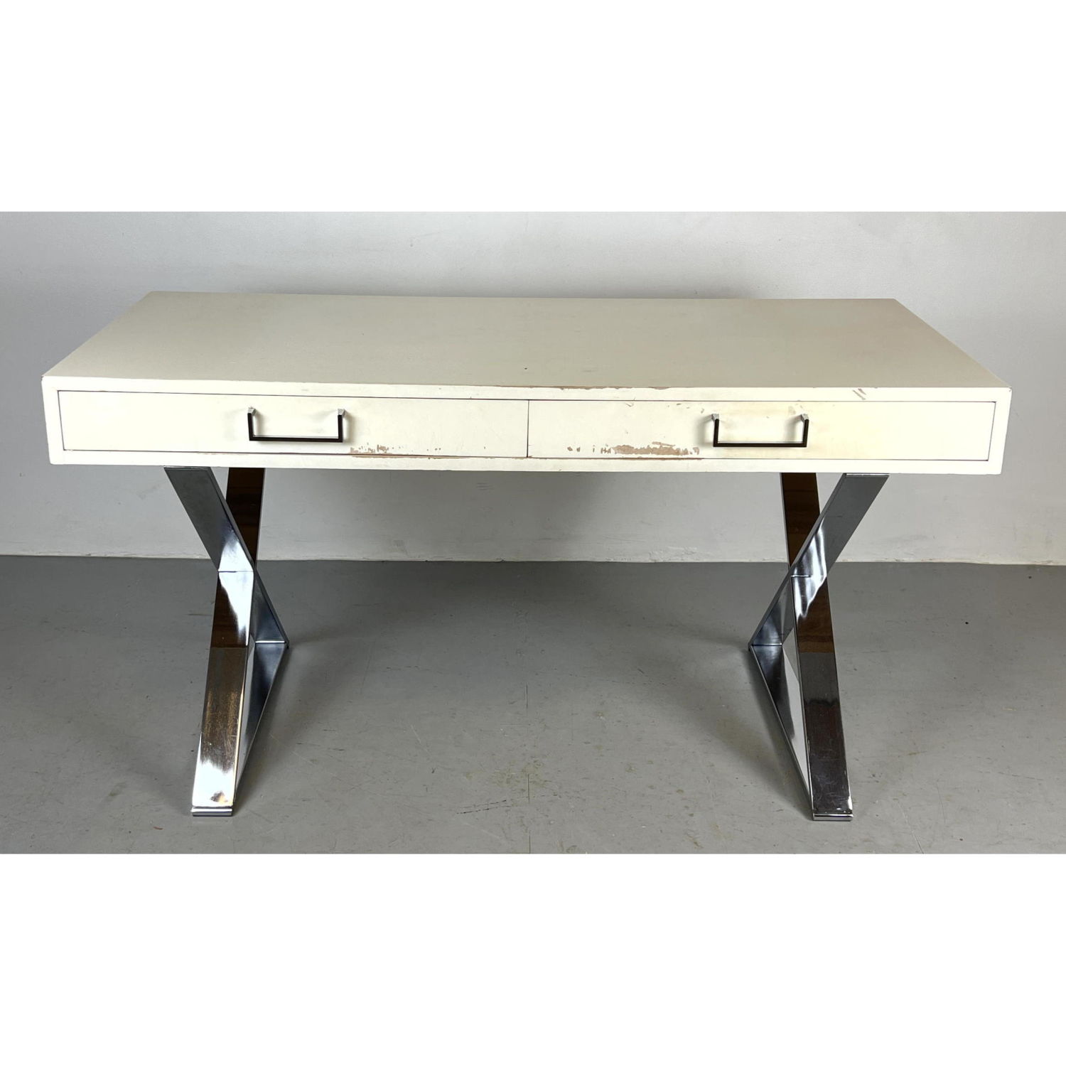 Modern Design Decorator Desk.
