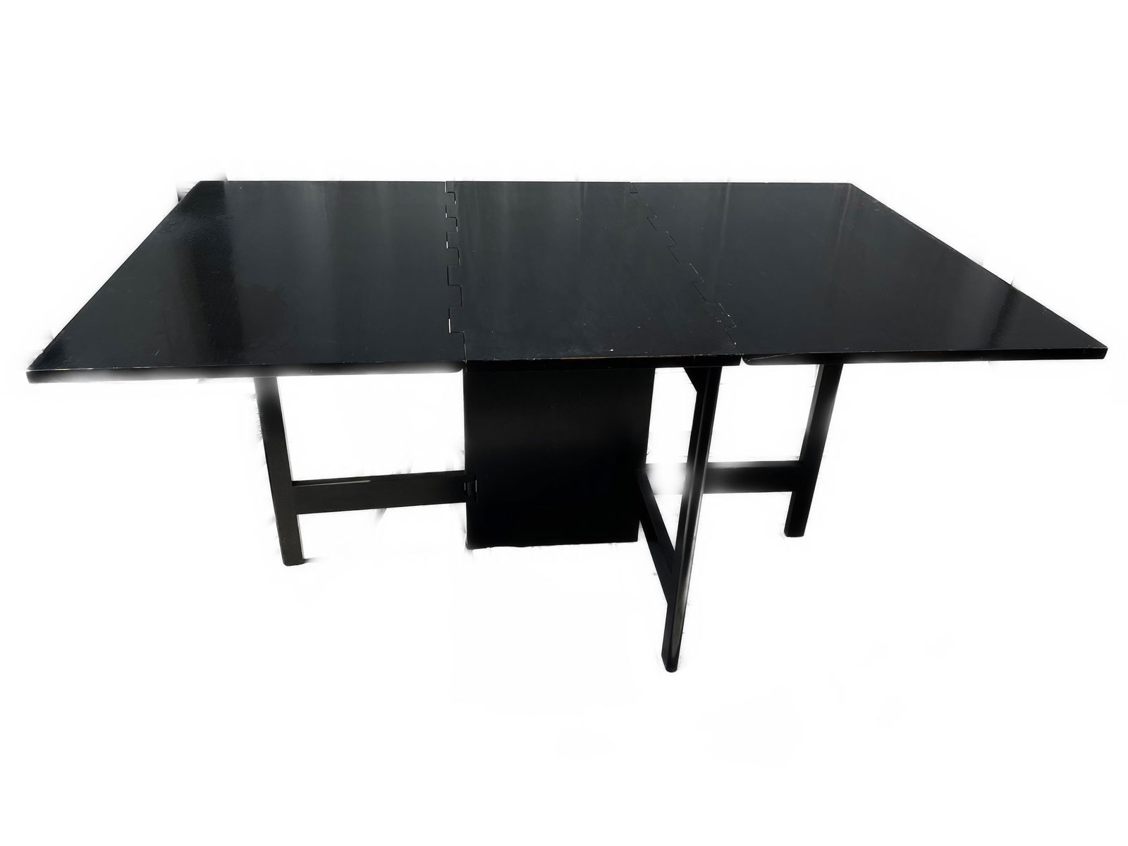 MODERN GATELEG DINING TABLEA modern
