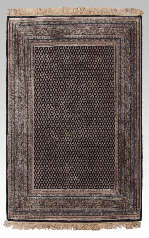 MODERN INDO-PERSIAN HAND KNOTTED