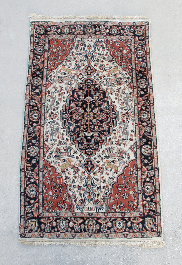 MODERN INDO/PERSIAN HAND KNOTTED