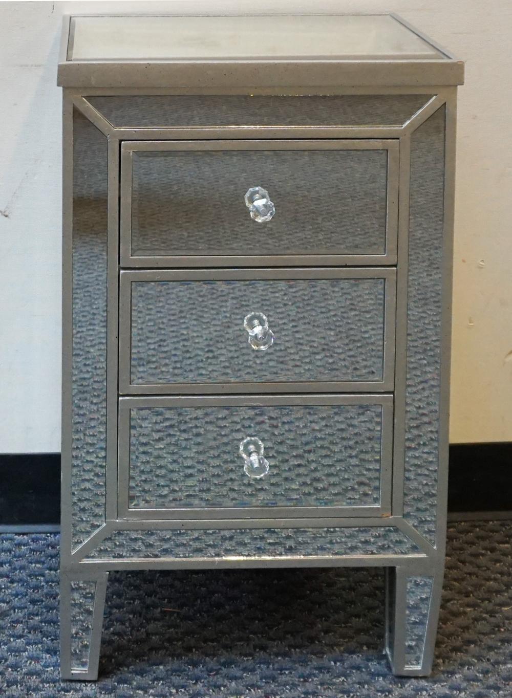 MODERN MIRRORED VENEER AND