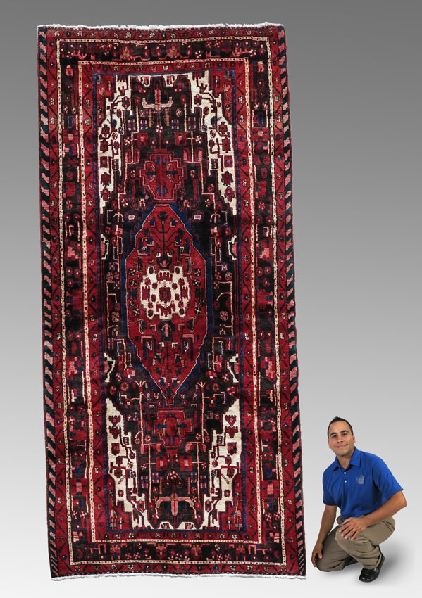 MODERN PERSIAN HAND KNOTTED WOOL