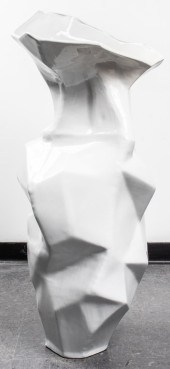 MODERN PORCELAIN "ORIGAMI" FLO