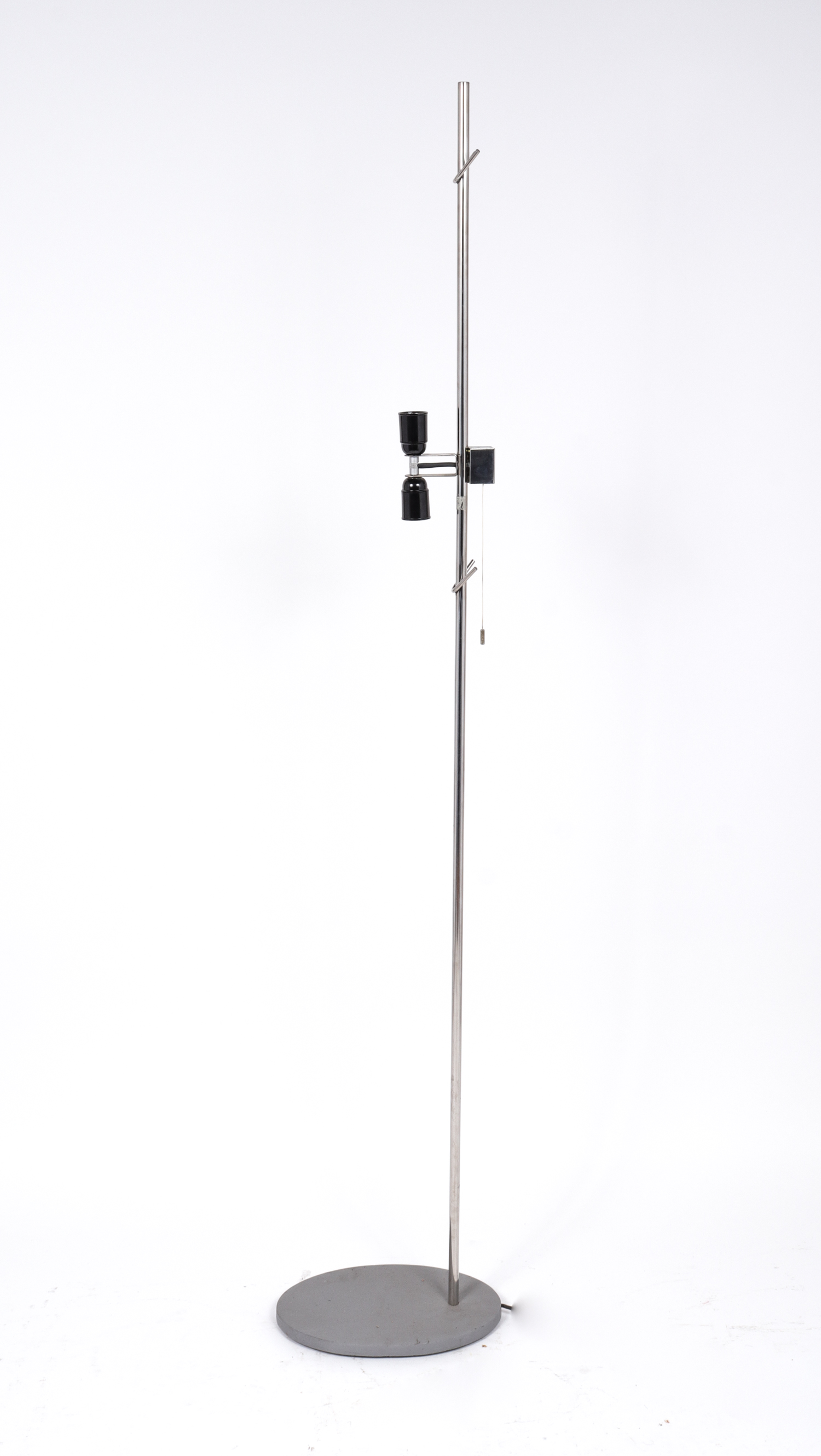 MODERN SIDE SOCKET FLOOR LAMP