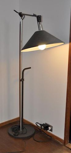 MODERN STANDING LAMPwith angular
